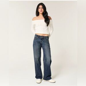 Dark wash low-rise baggy jeans
